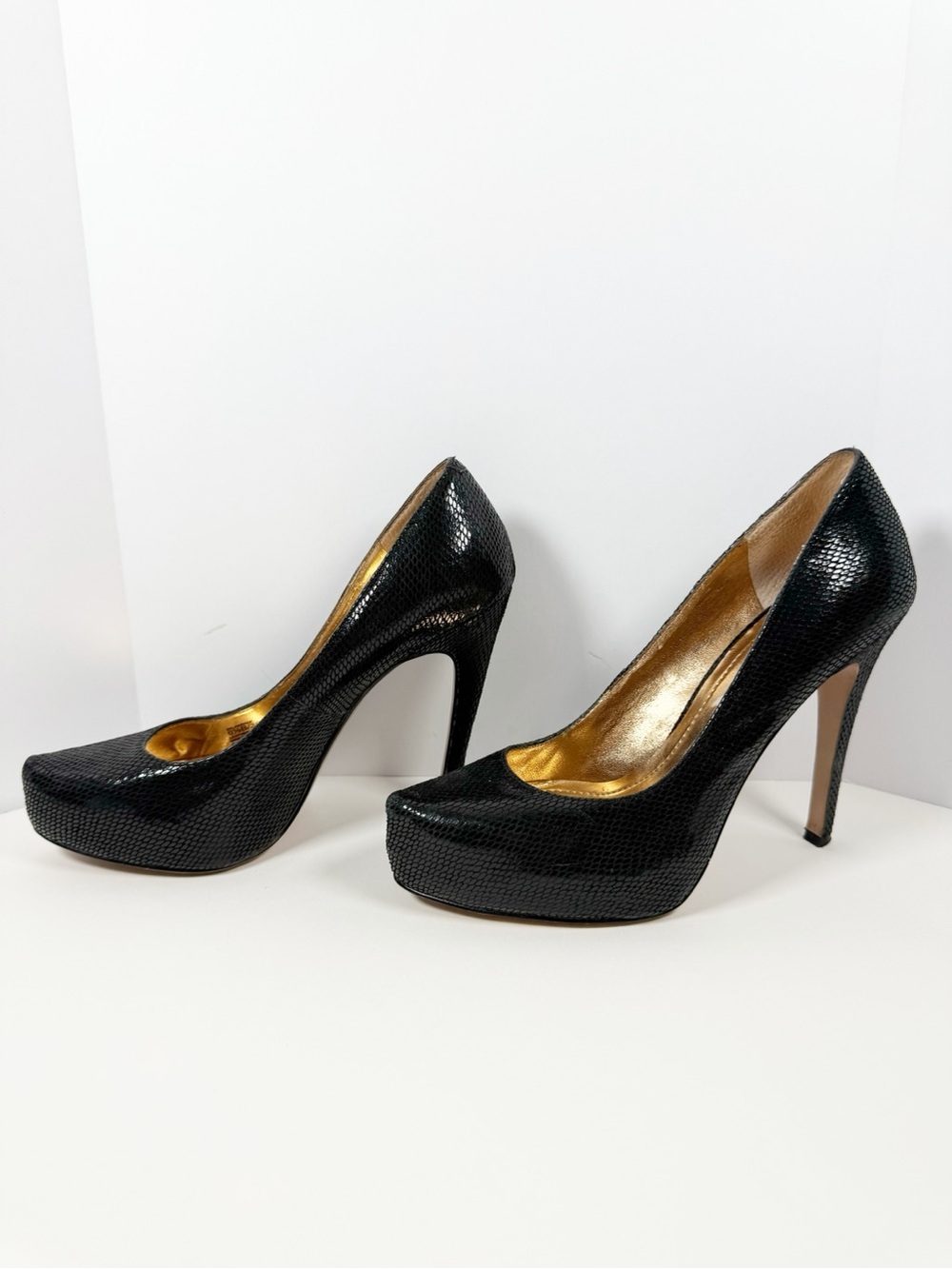 BCBGeneration Pump Heels Parade Black Leather Snake Platform Stiletto Point 6.5